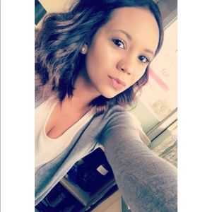 Meet your Posher, Desiree